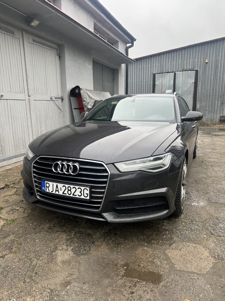 Audi A6 C7 z przodu na placu Sebon Performance