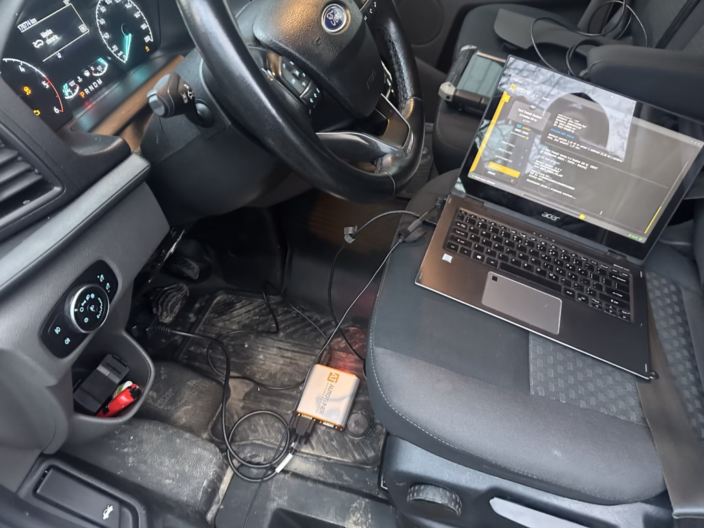 Wgrywanie pliku bez AdBlue – OBD Laptop podłączony do OBD – wgrywanie pliku bez AdBlue